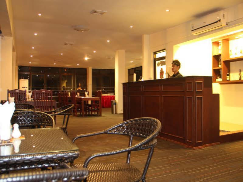 New Yangon Hotel Exteriör bild